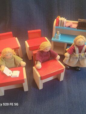 Wooden Dollhouse Furniture